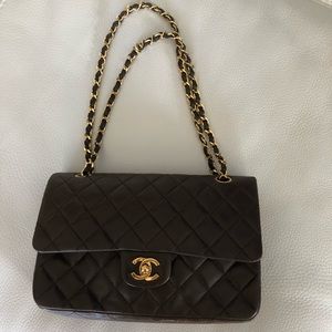 Chanel Caviar Clutch with Chain